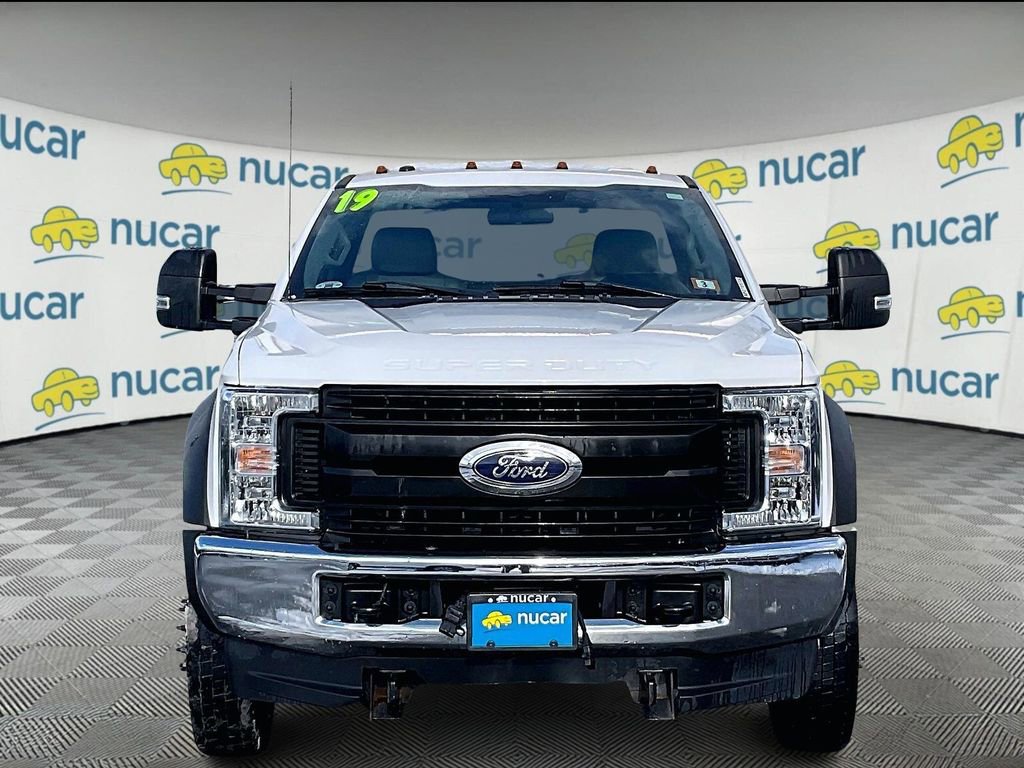 Used 2019 Ford F550 4x4 Regular Cab Super Duty image 2