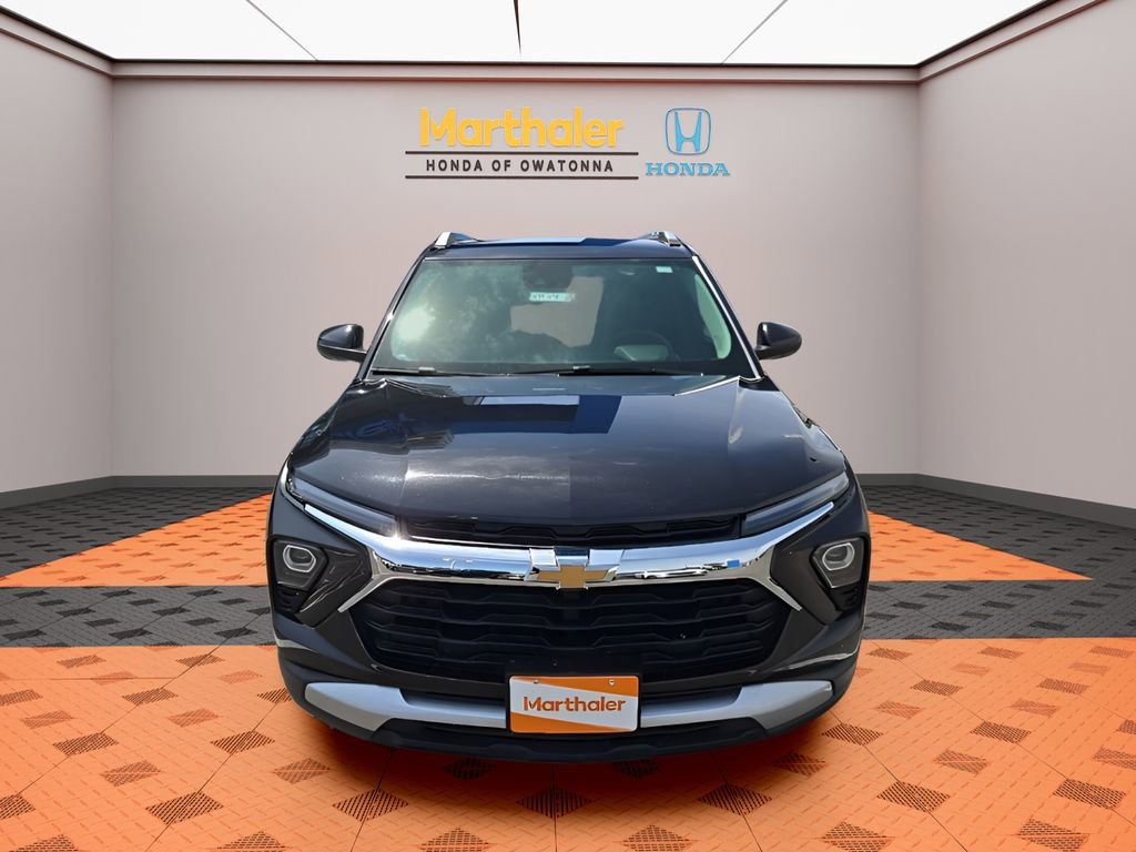 Used 2025 Chevrolet TrailBlazer LT AWD/4WD image 8