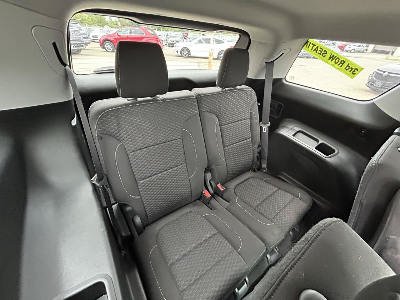 Used 2017 GMC Acadia SLE FWD image 13