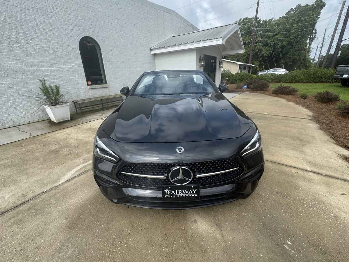 Used 2025 Mercedes-Benz CLE 300 4MATIC Cabriolet w/ Night Package image 3
