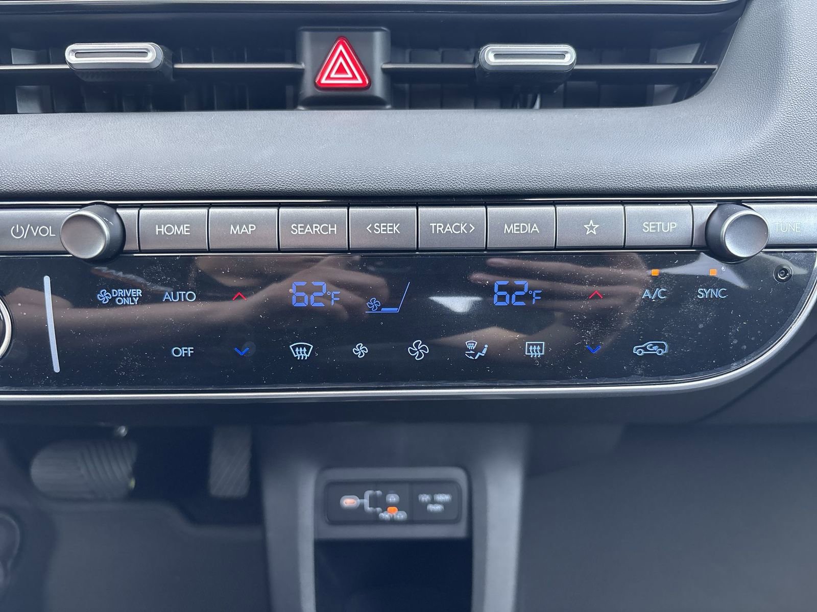 New 2026 Hyundai Ioniq 5 SE AWD/4WD image 21