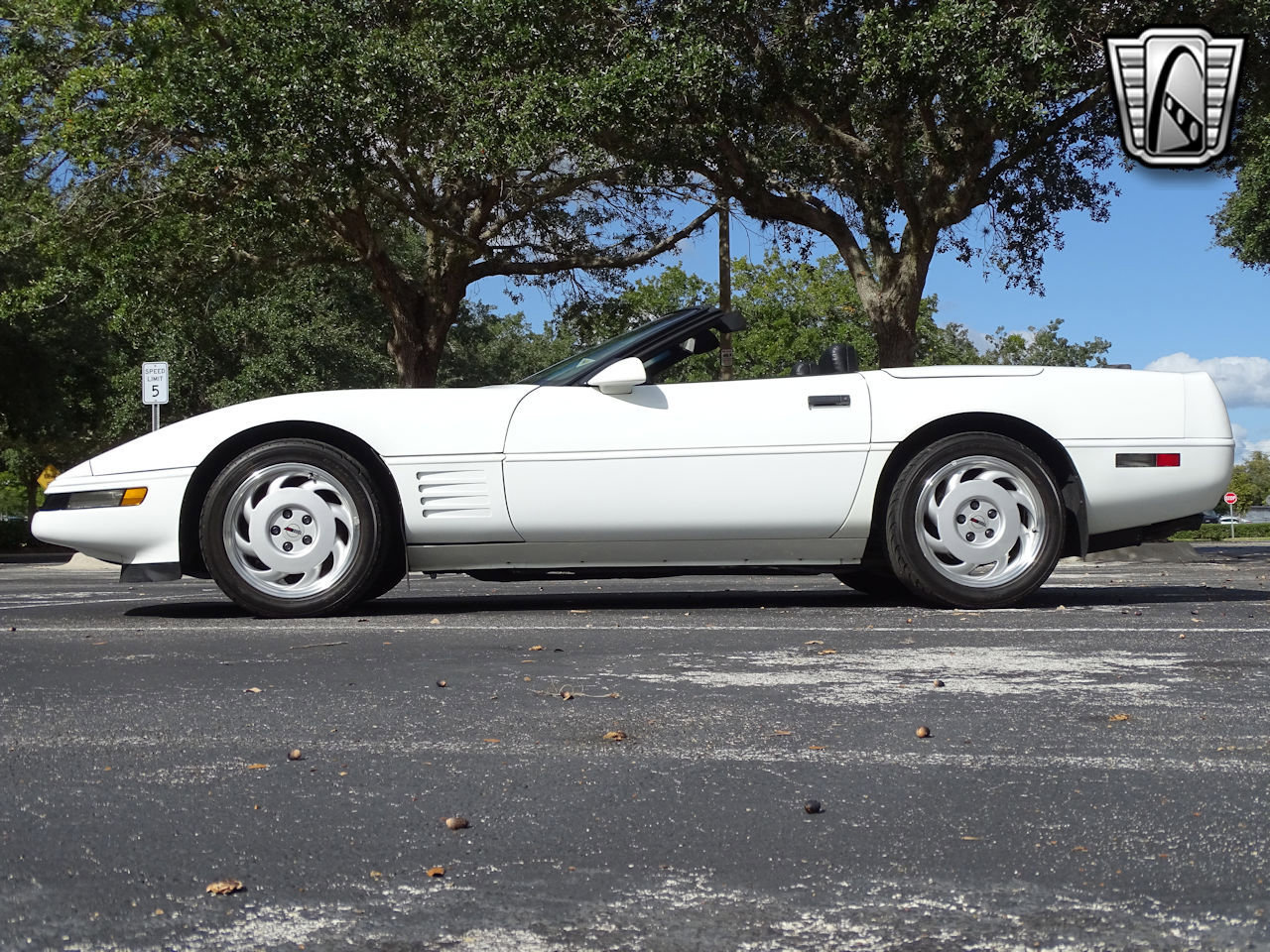 Used 1992 Chevrolet Corvette Convertible With Hard Top image 17
