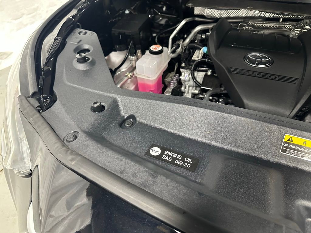 Used 2025 Toyota Highlander XLE image 72