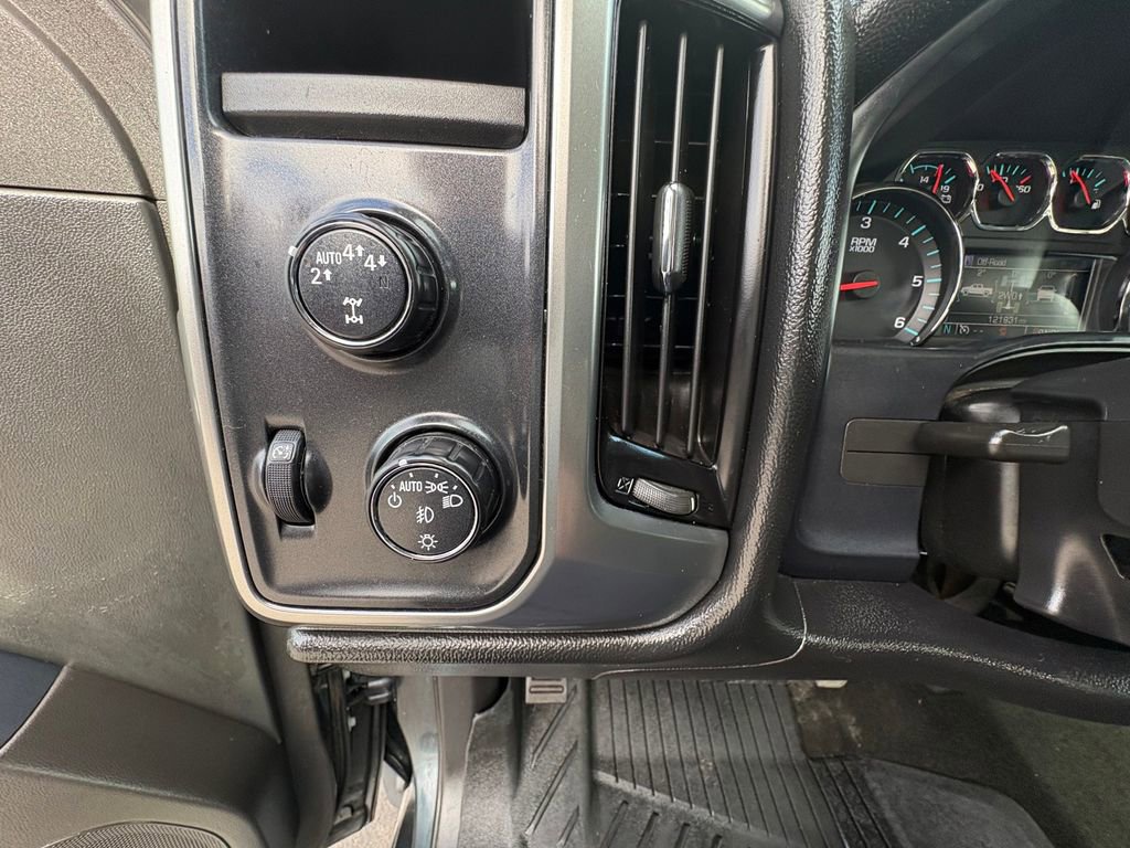 Used 2017 Chevrolet Silverado 1500 LT w/ All Star Edition image 17