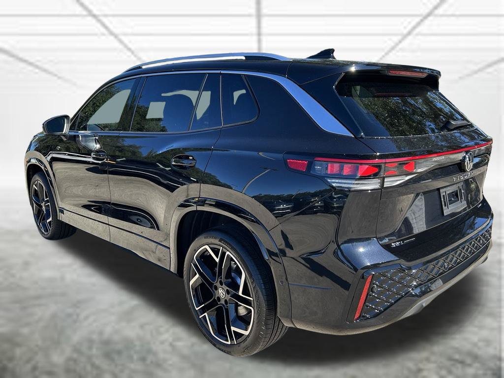 New 2027 Volkswagen Tiguan SEL R-Line AWD/4WD image 4