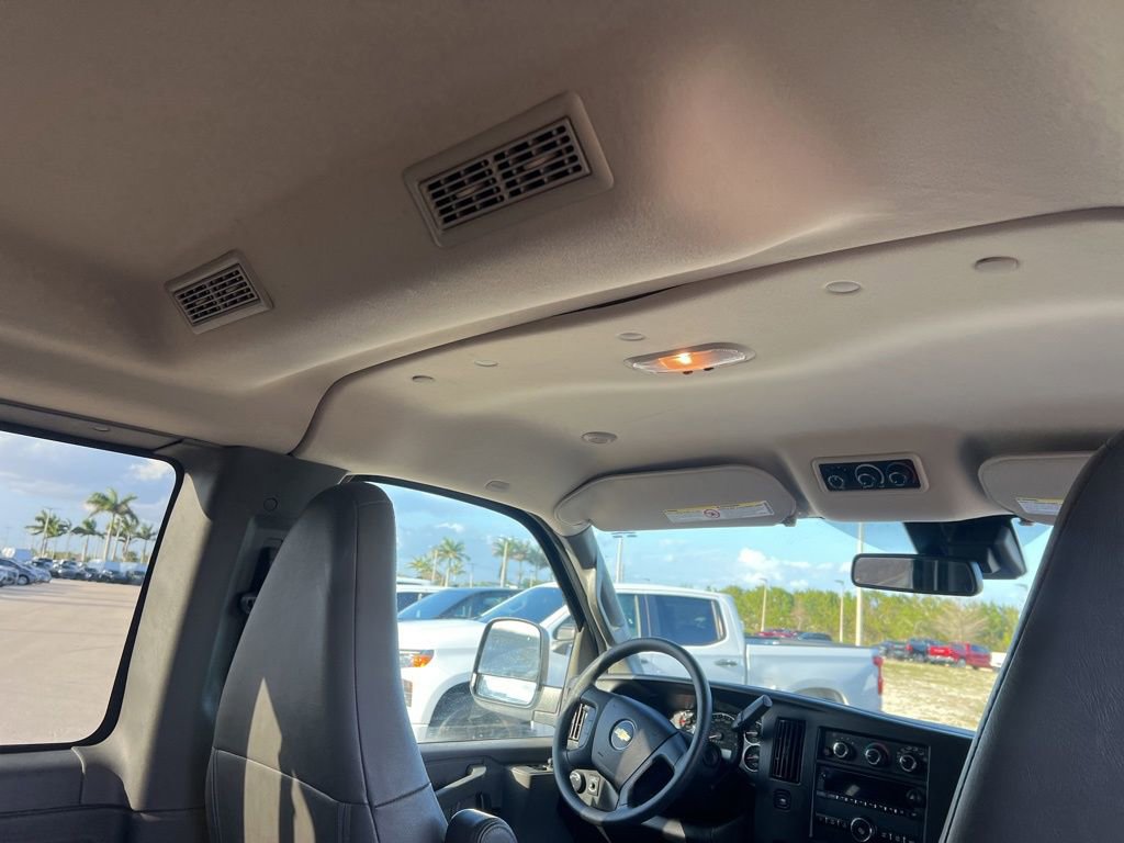 Used 2019 Chevrolet Express 3500 LT w/ LT Preferred Equipment Group RWD image 41