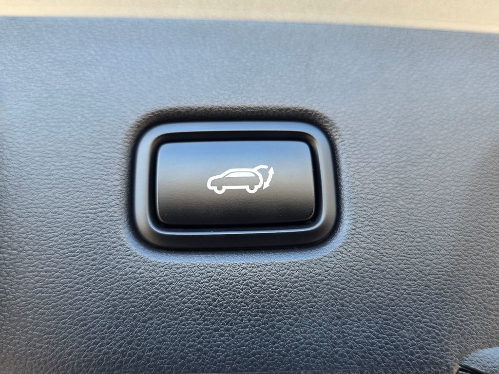 Certified 2024 Hyundai Tucson Limited AWD/4WD image 13