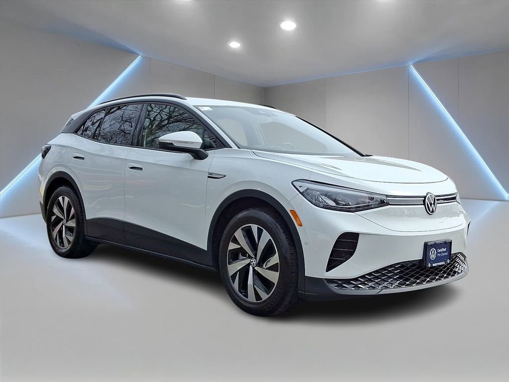 Certified 2025 Volkswagen ID.4 Pro image 3