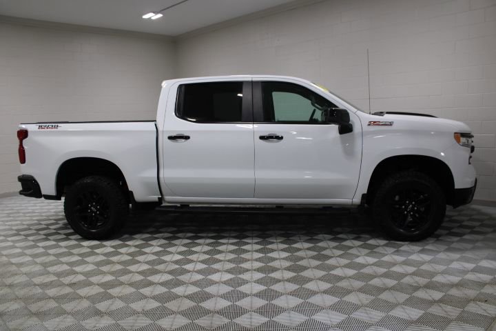 Used 2024 Chevrolet Silverado 1500 LT Trail Boss w/ Protection Package image 12