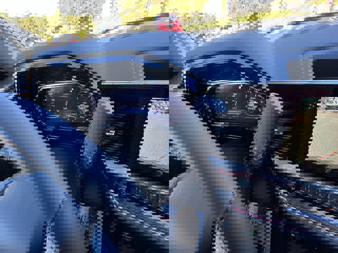 Used 2022 Chevrolet Silverado 1500 LT w/ Protection Package image 16