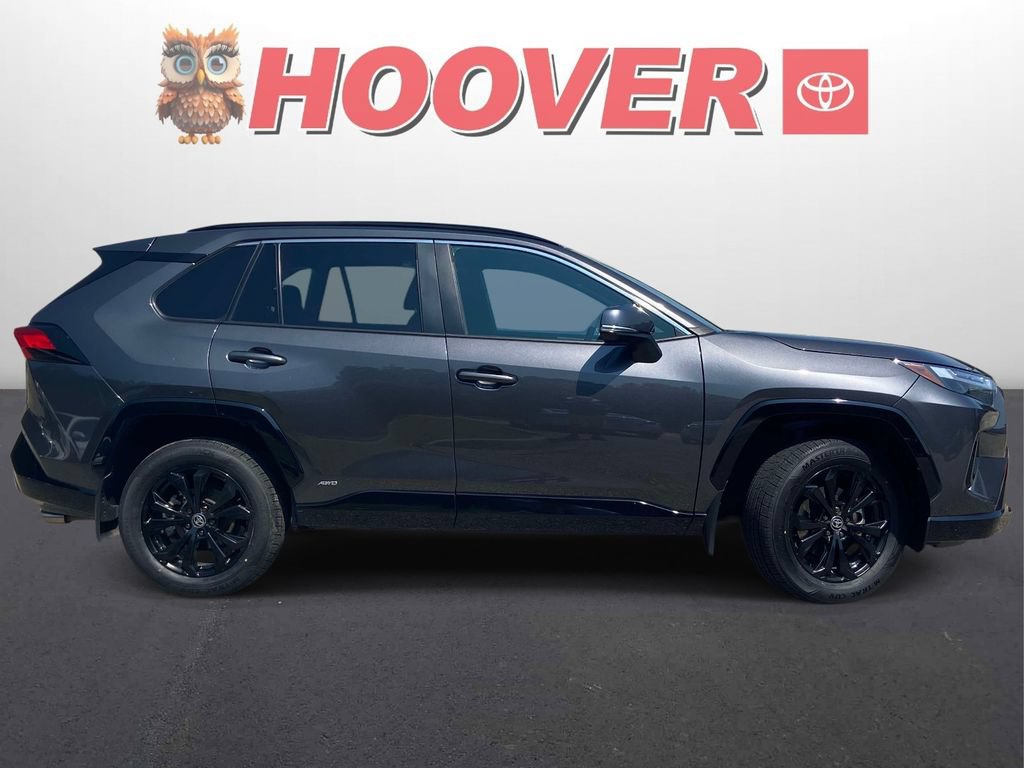 Used 2024 Toyota RAV4 SE w/ Convenience Package AWD/4WD image 2