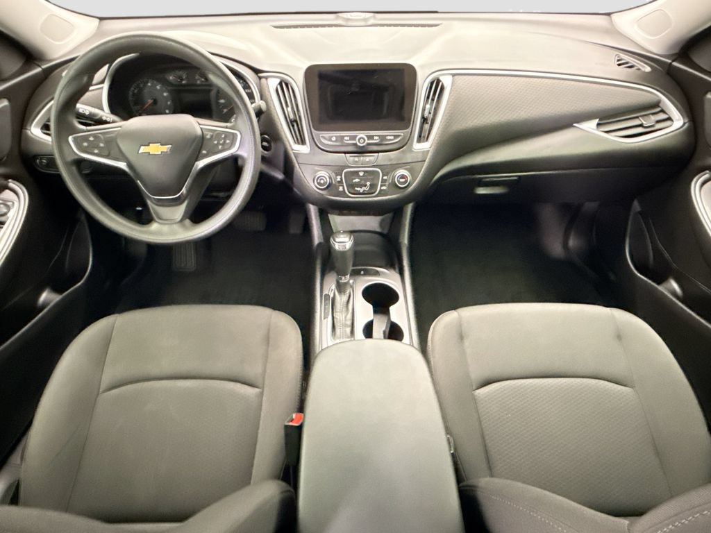 Used 2020 Chevrolet Malibu LS w/ LPO, Convenience Package 2 FWD image 13