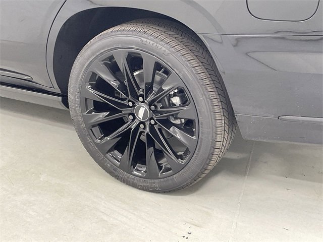 New 2026 Cadillac Escalade Platinum Sport w/ LPO, ONYX Package image 17