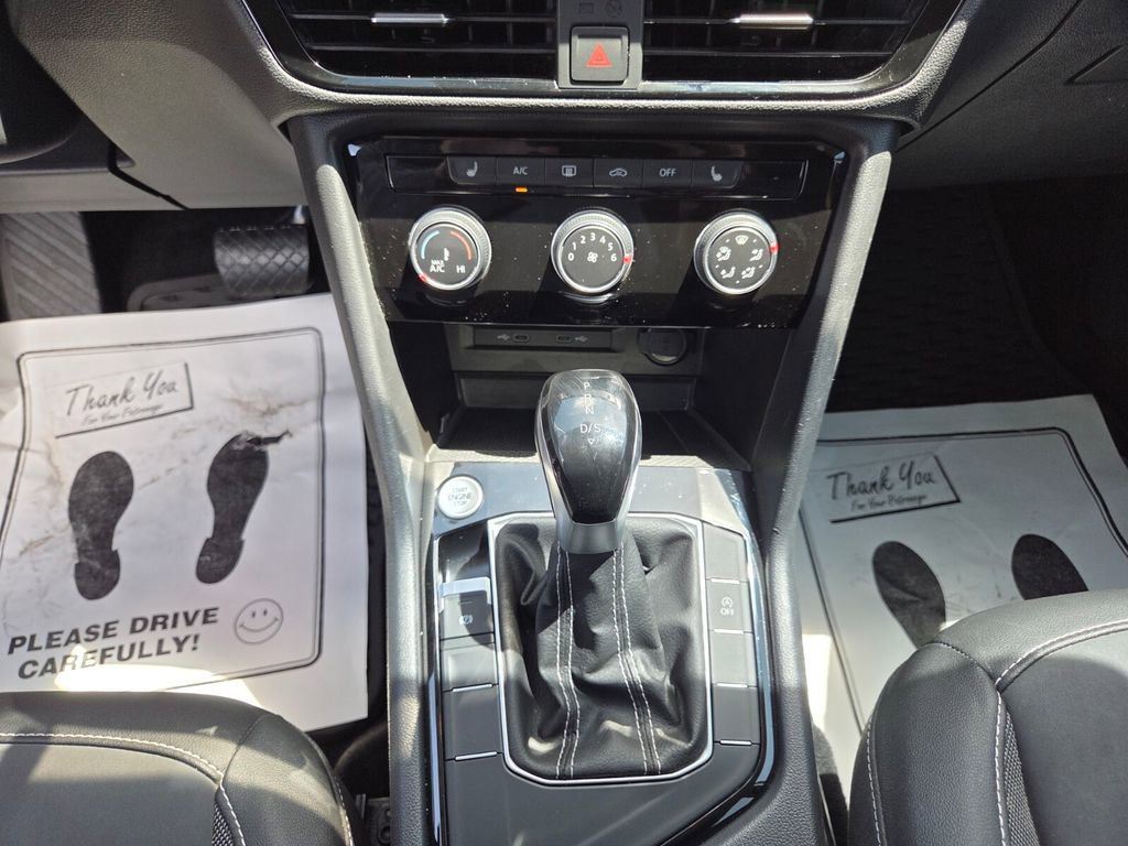 Used 2023 Volkswagen Taos SE image 25