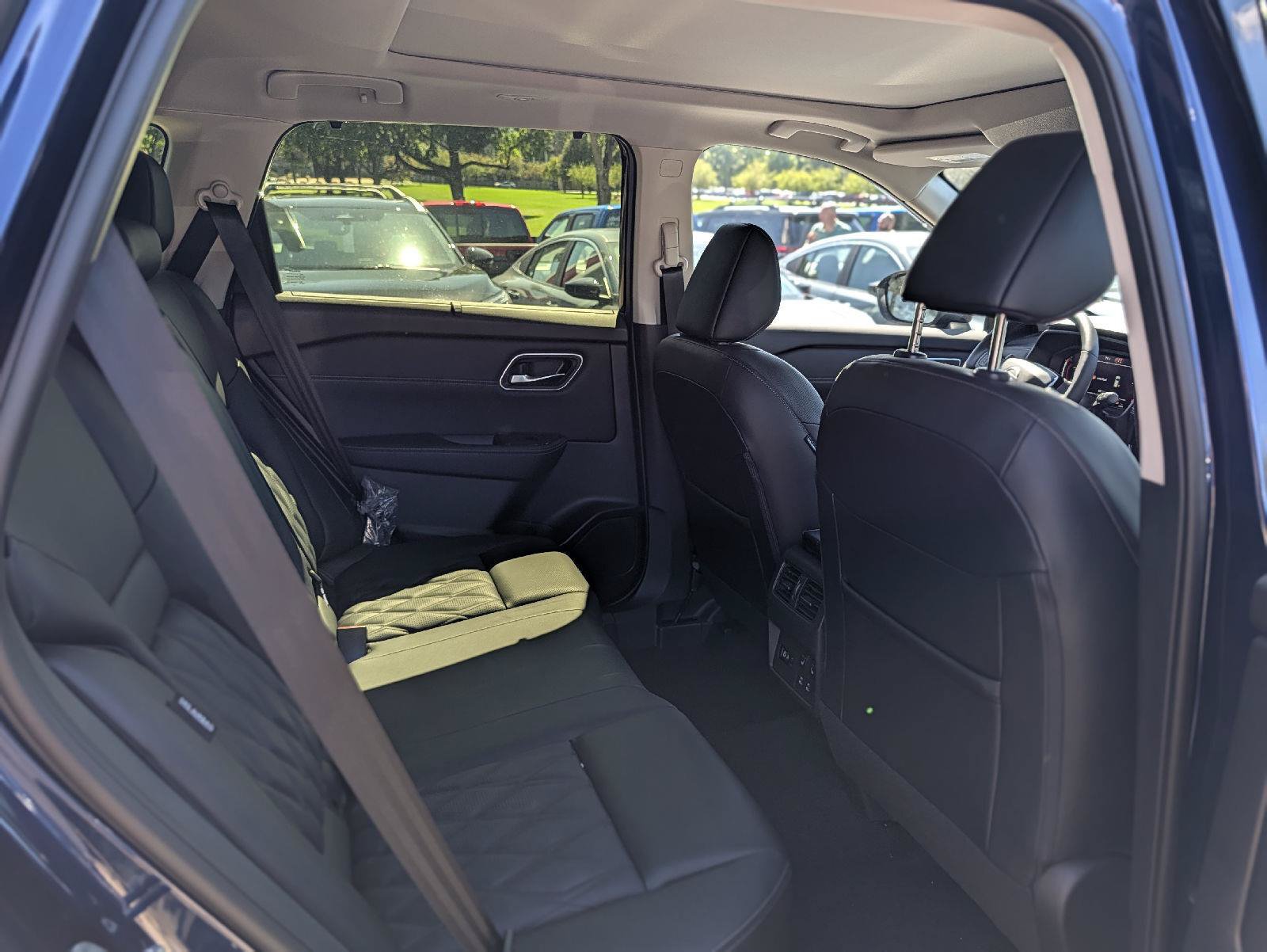 New 2026 Nissan Rogue Platinum AWD/4WD image 44