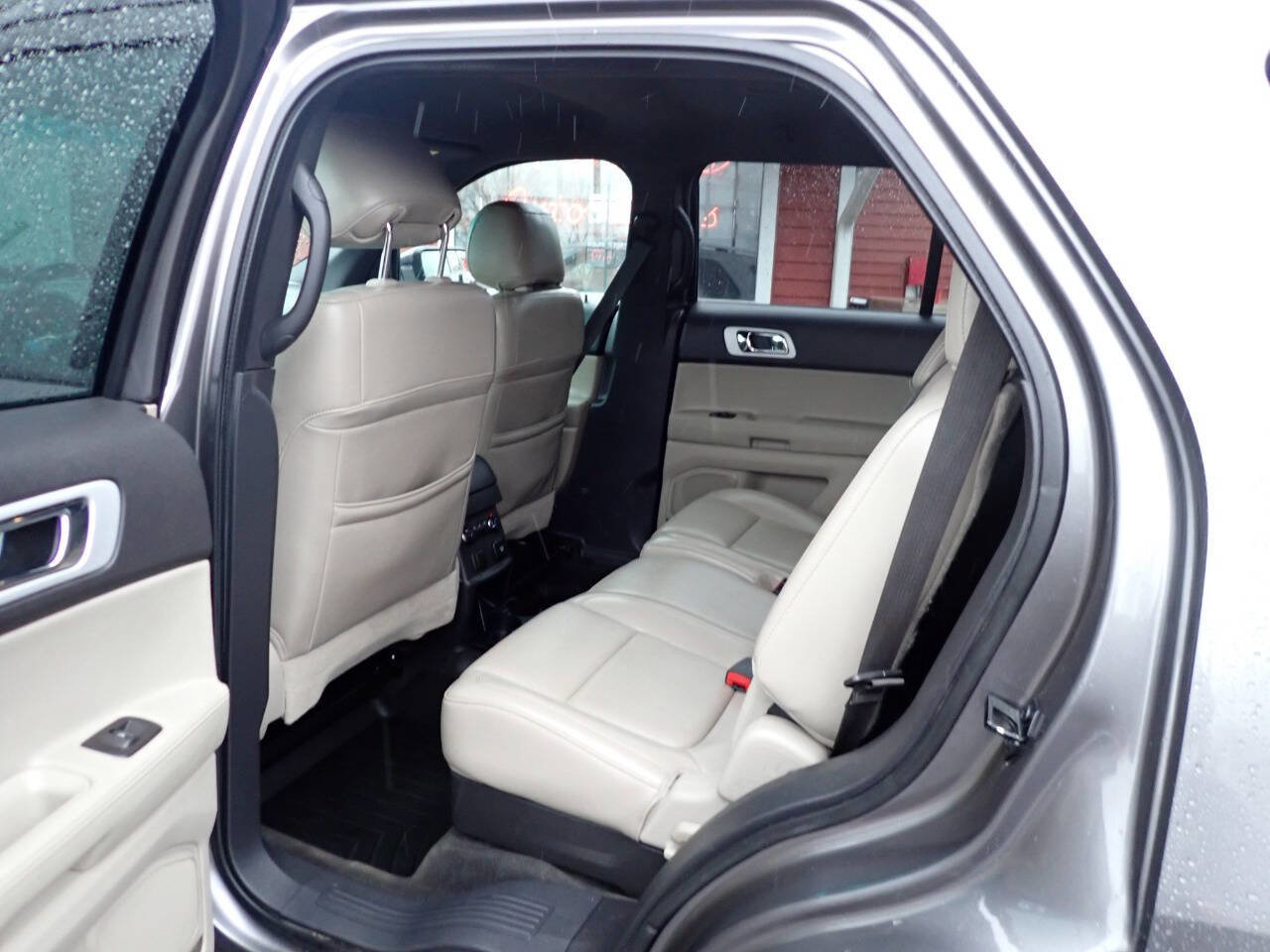 Used 2011 Ford Explorer Limited w/ 302A Rapid Spec Order Code image 8