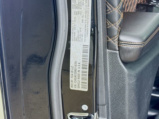 Used 2021 Jeep Grand Cherokee L Summit w/ Luxury Tech Group V image 35