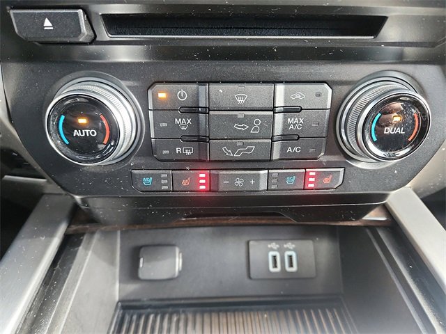 Used 2016 Ford F150 Platinum w/ Equipment Group 701A Luxury image 17