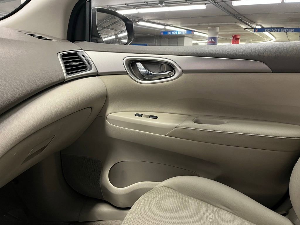 Used 2014 Nissan Sentra S image 22