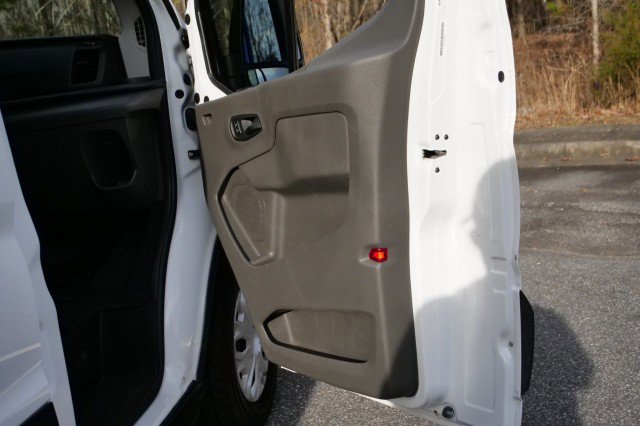 Used 2023 Ford Transit 350 XLT image 29