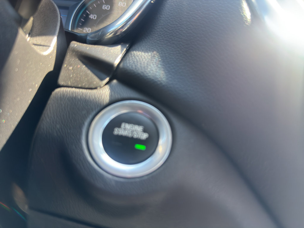 Used 2020 Chevrolet Equinox LT AWD/4WD image 27