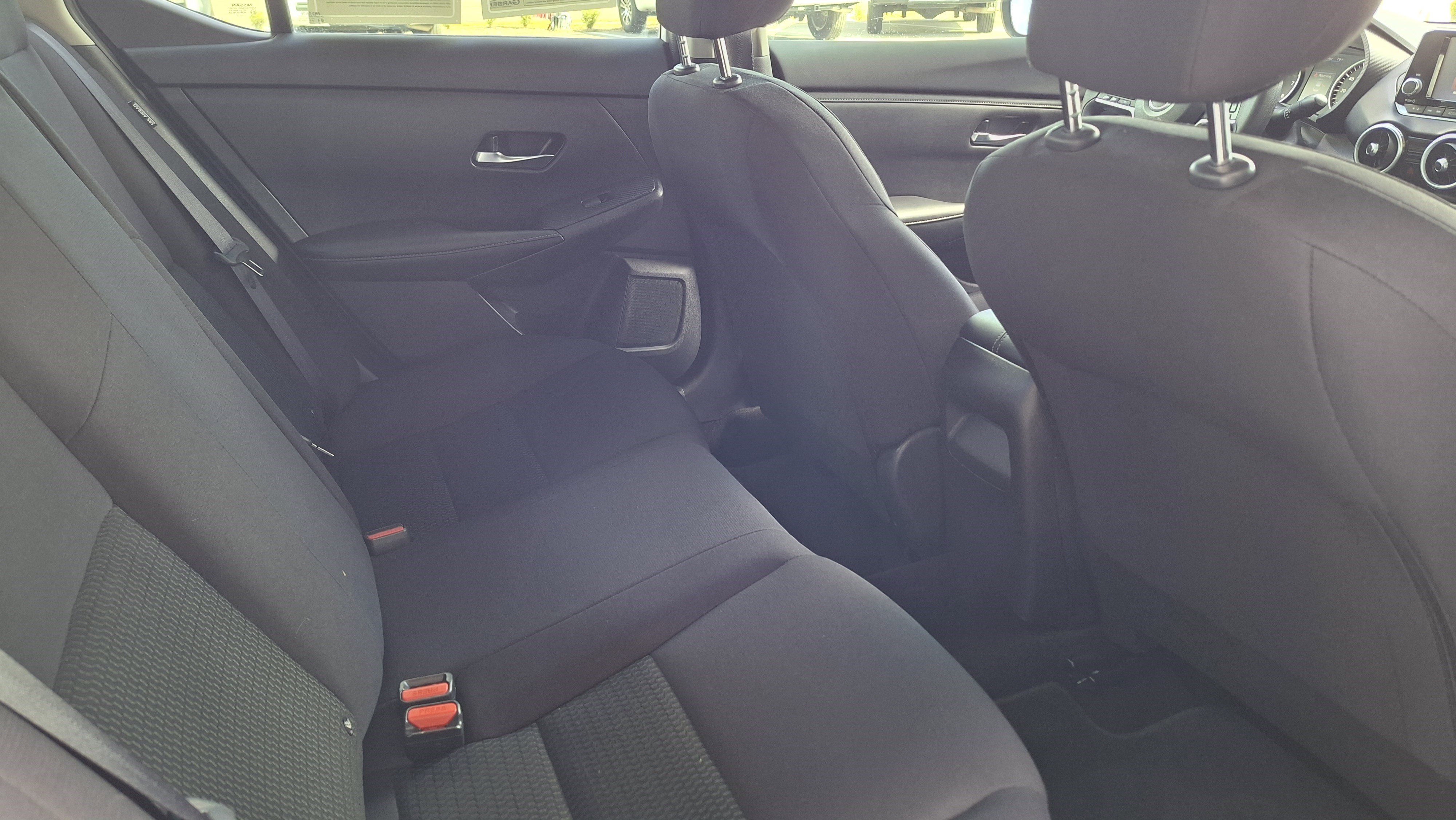 Certified 2022 Nissan Sentra S image 22