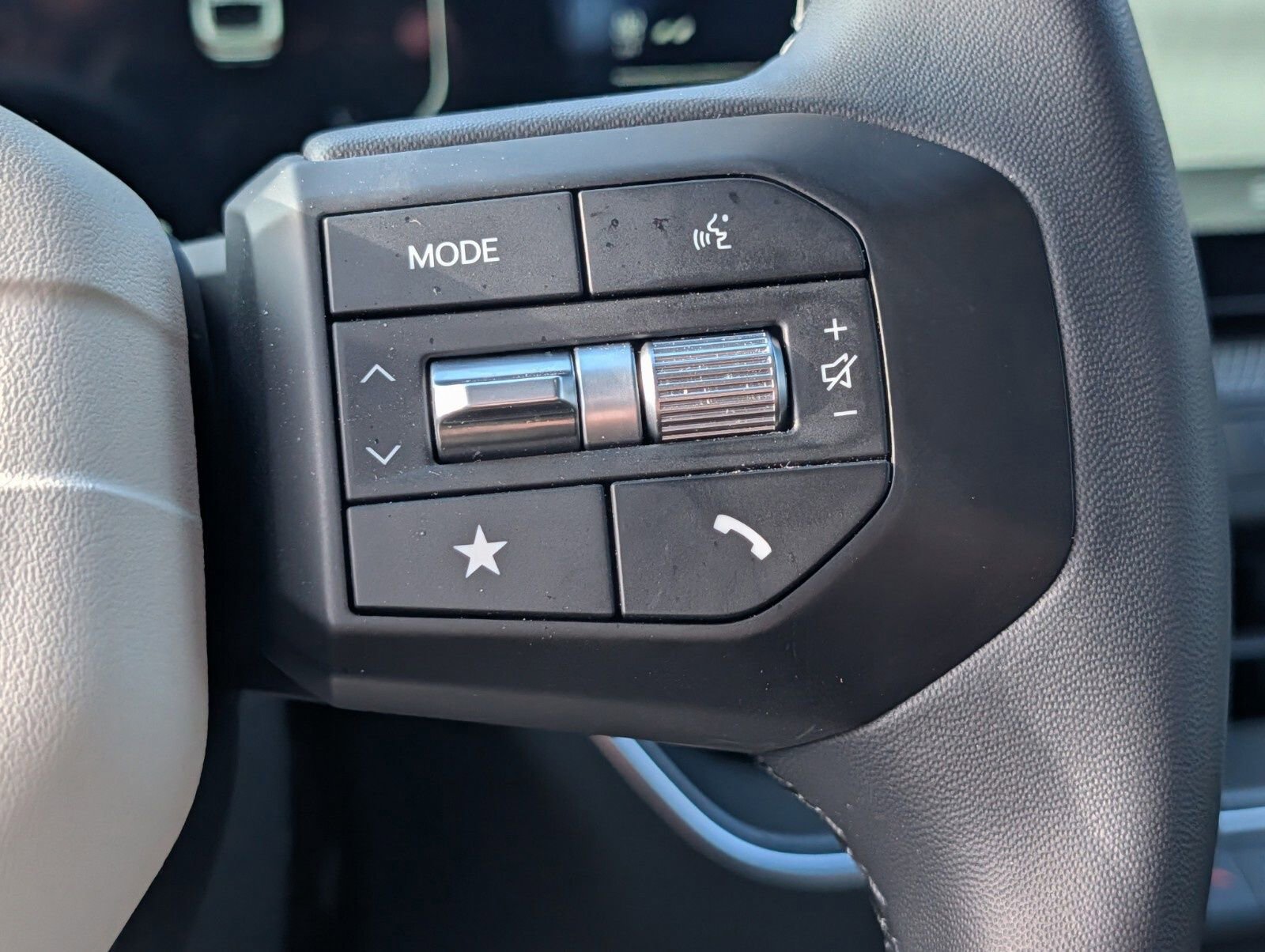 Used 2025 Kia K4 GT-Line w/ GT-Line Sunroof Package image 31