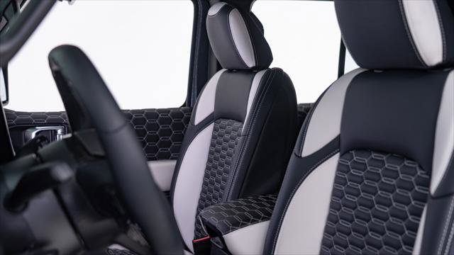 Used 2025 Jeep Gladiator Sport image 43