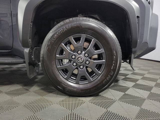 Used 2025 Toyota 4Runner SR5 image 11
