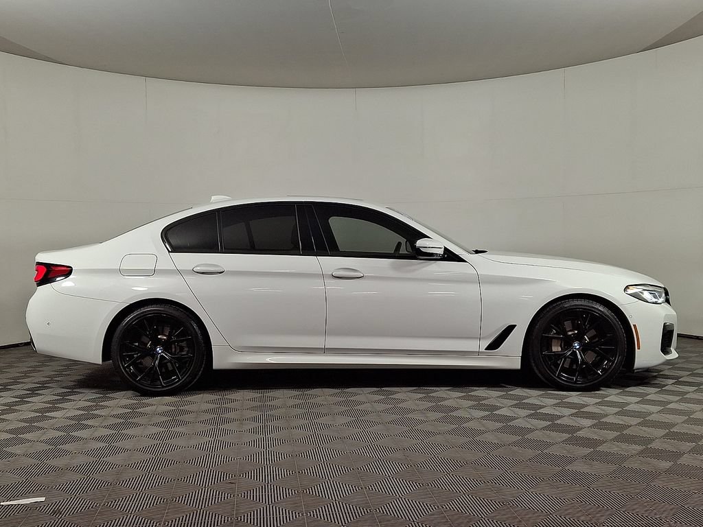 Certified 2023 BMW 530i xDrive w/ M Sport Package AWD/4WD image 10