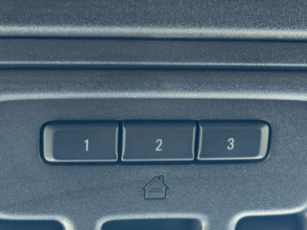 Used 2023 GMC Sierra 1500 AT4 w/ AT4 Preferred Package image 29