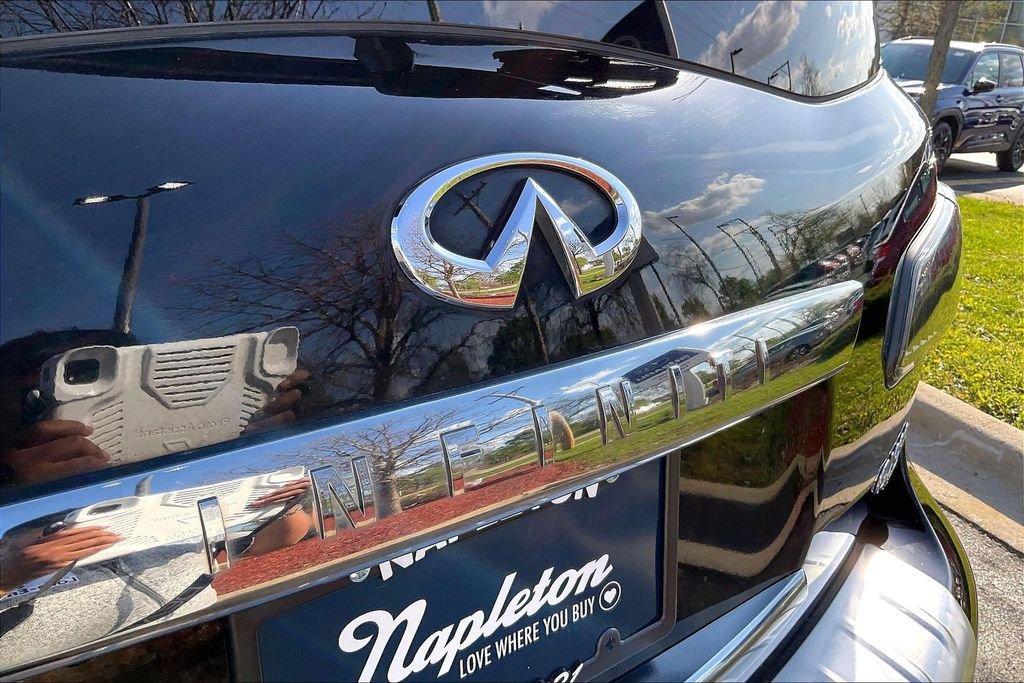 Used 2016 INFINITI QX80 Limited image 36