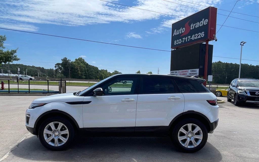 Used 2018 Land Rover Range Rover Evoque SE AWD/4WD image 8
