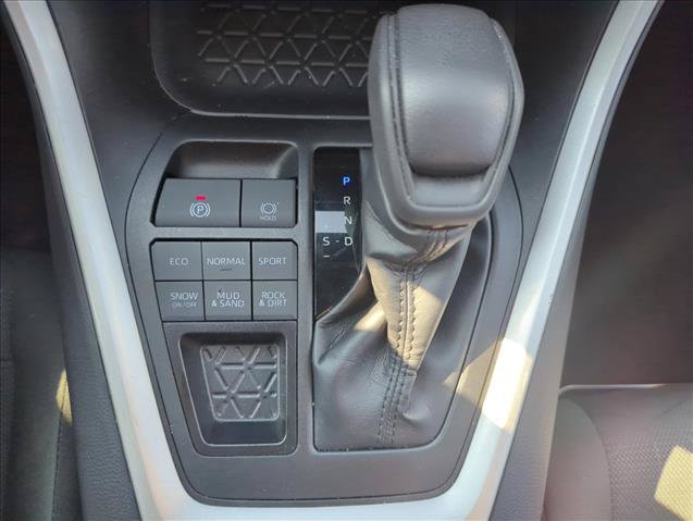 Certified 2025 Toyota RAV4 XLE AWD/4WD image 20