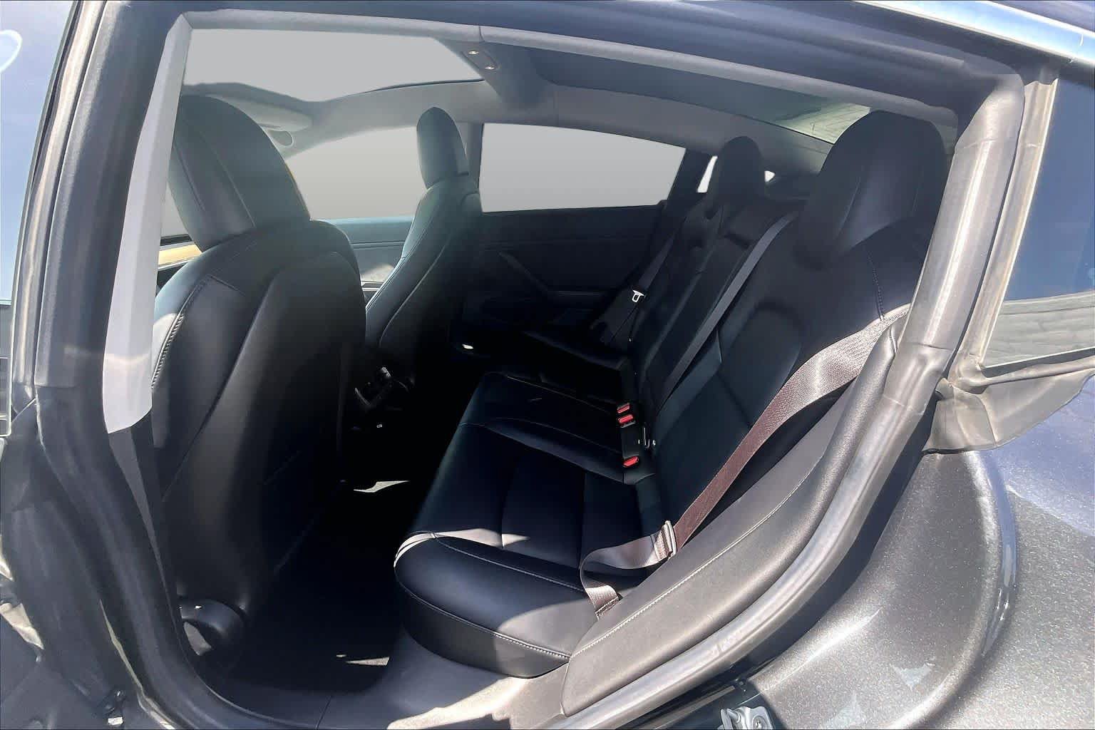 Used 2018 Tesla Model 3 Long Range RWD image 19