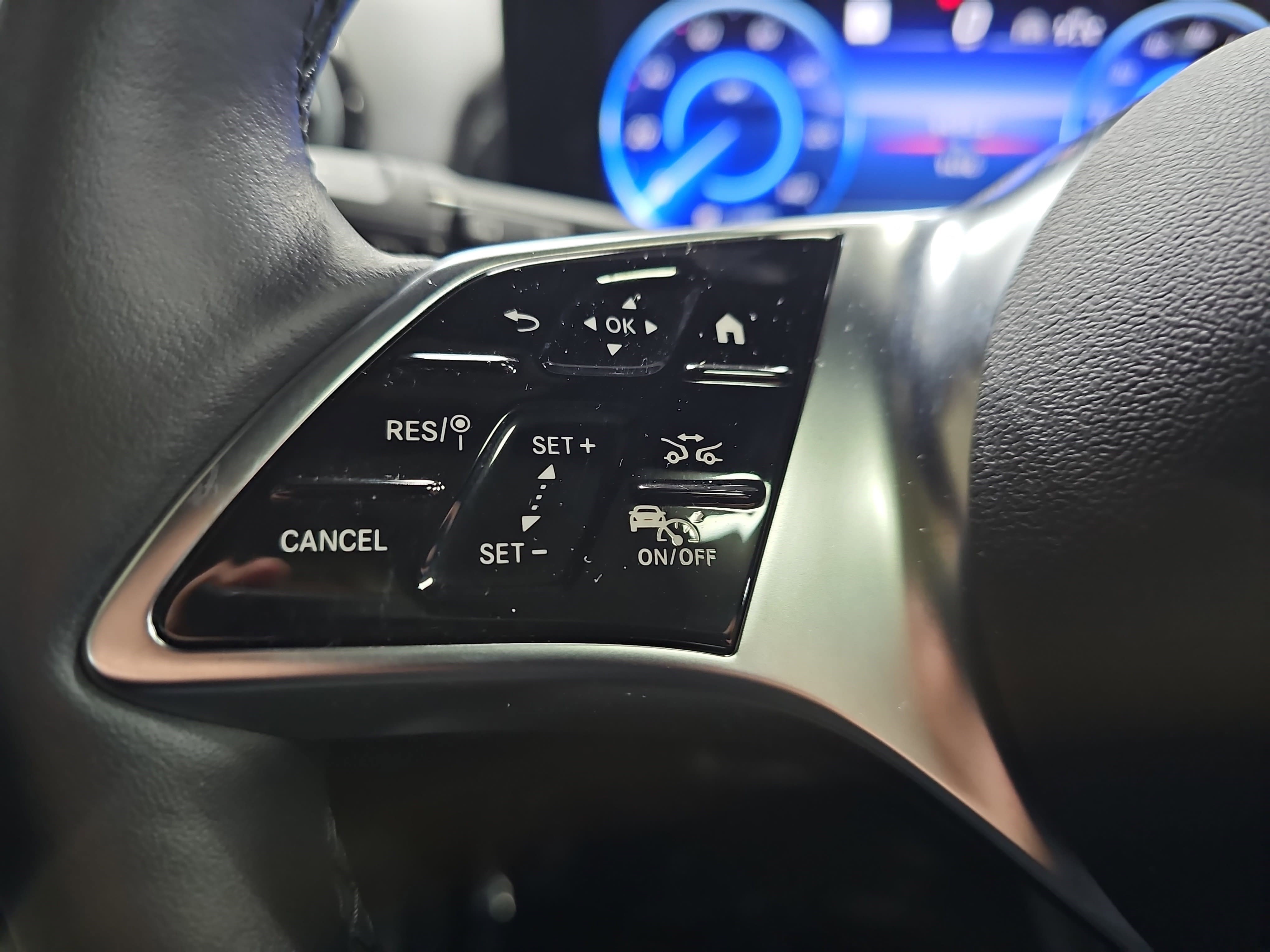 Certified 2024 Mercedes-Benz EQB 250+ image 19