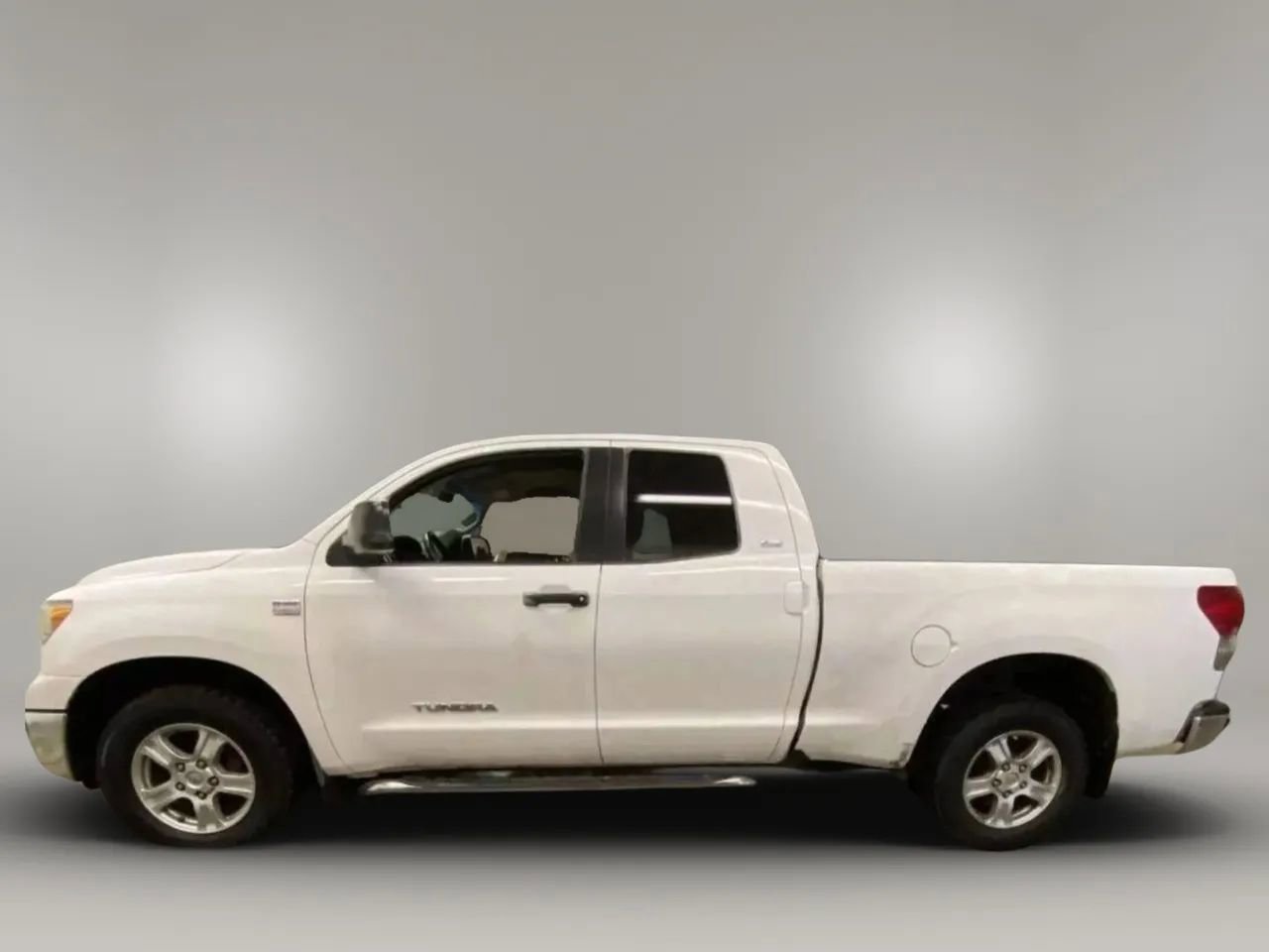 Used 2007 Toyota Tundra SR5 image 2