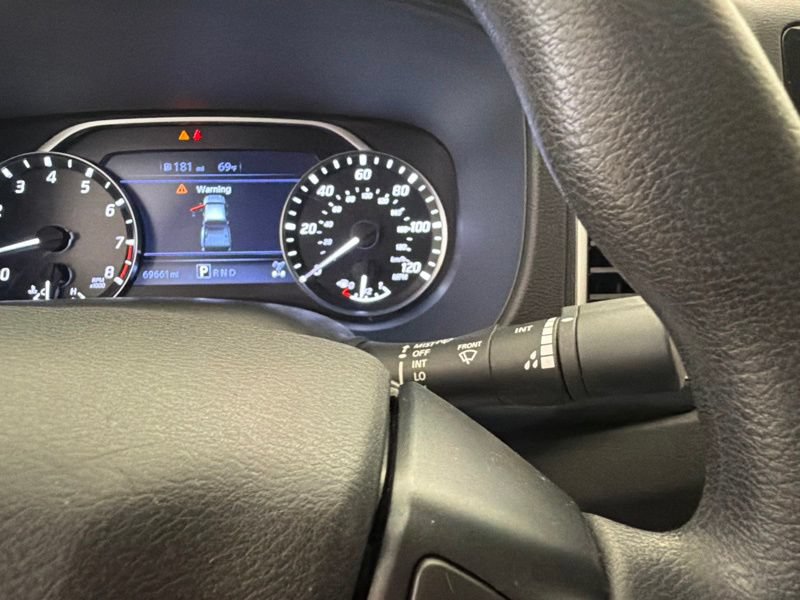Used 2022 Nissan Frontier SV AWD/4WD image 24