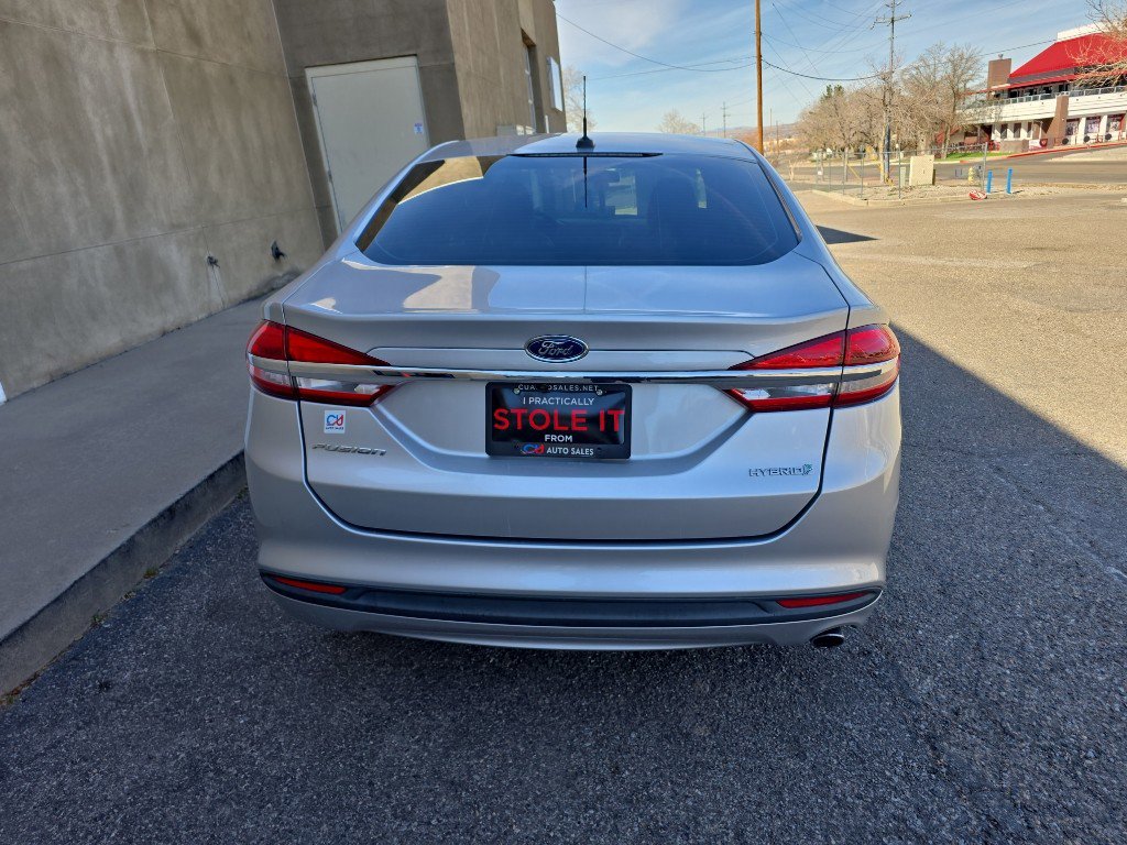 Used 2018 Ford Fusion S FWD image 10