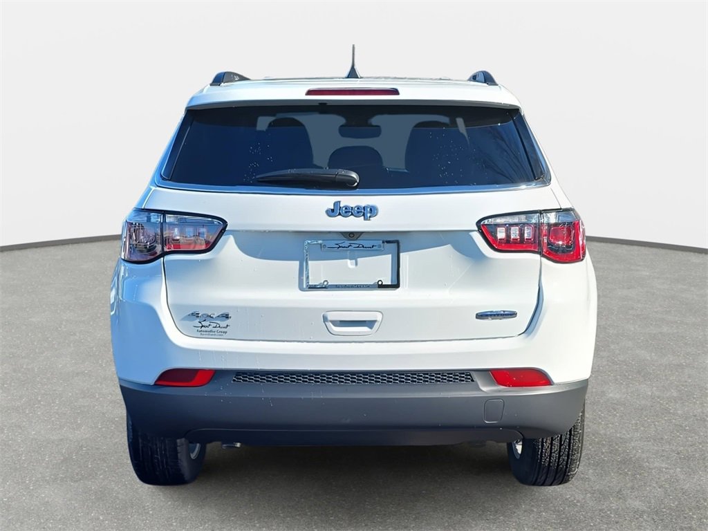 New 2026 Jeep Compass Latitude image 6