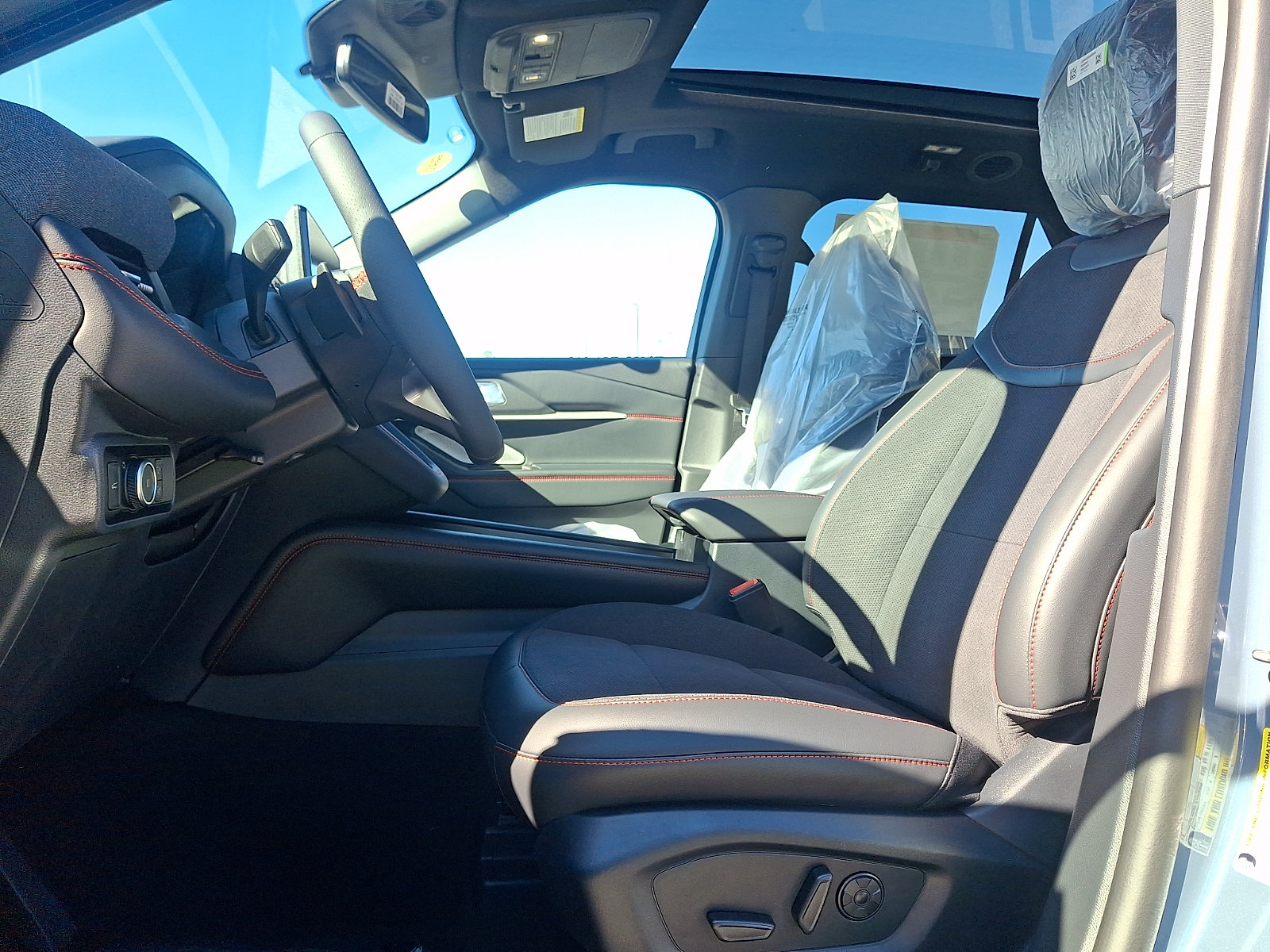 New 2026 Ford Explorer ST w/ Sun And Sound Package AWD/4WD image 8