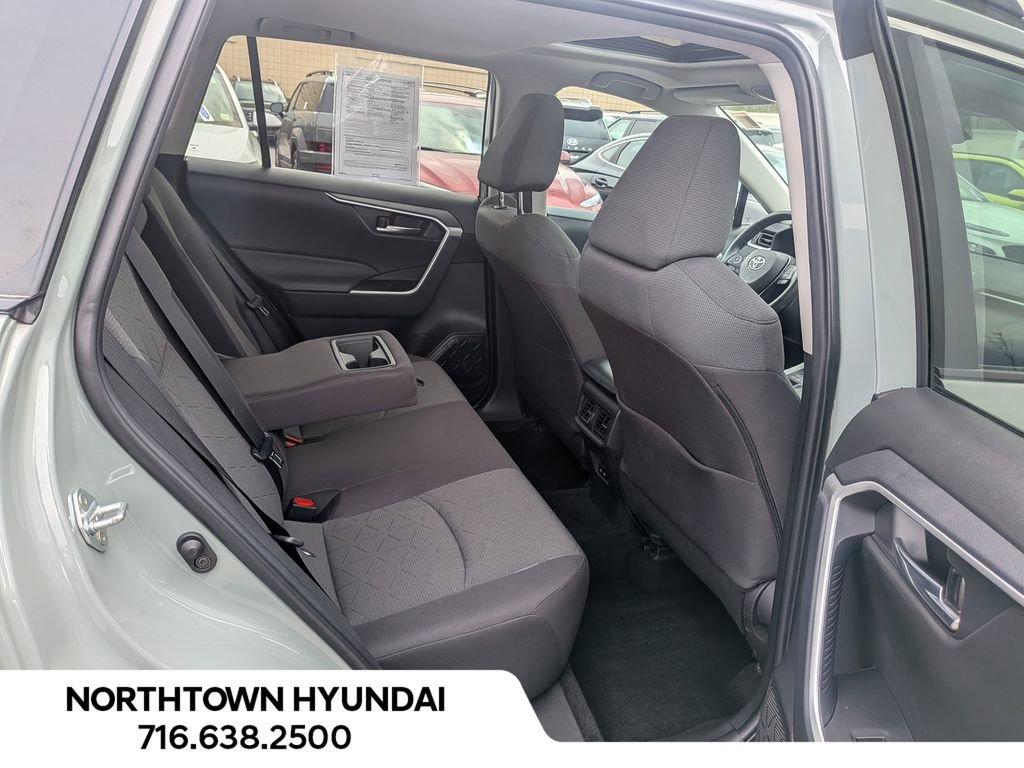 Used 2022 Toyota RAV4 XLE w/ Convenience Package AWD/4WD image 38