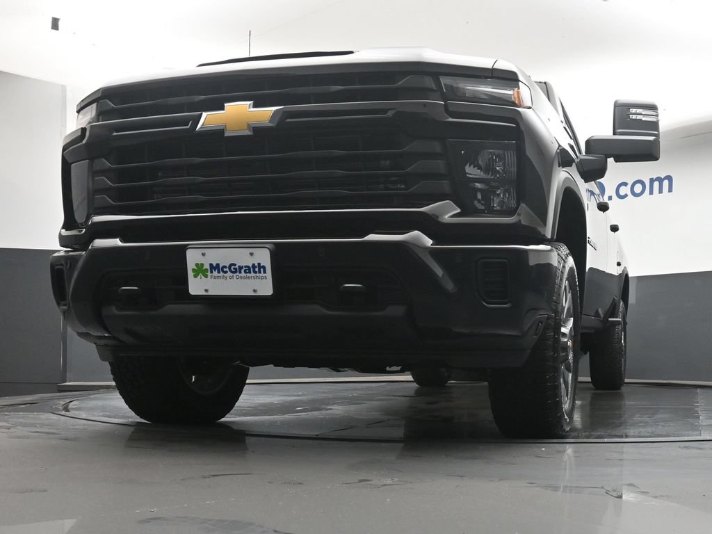 New 2026 Chevrolet Silverado 2500 Custom w/ Custom Value Package AWD/4WD image 7