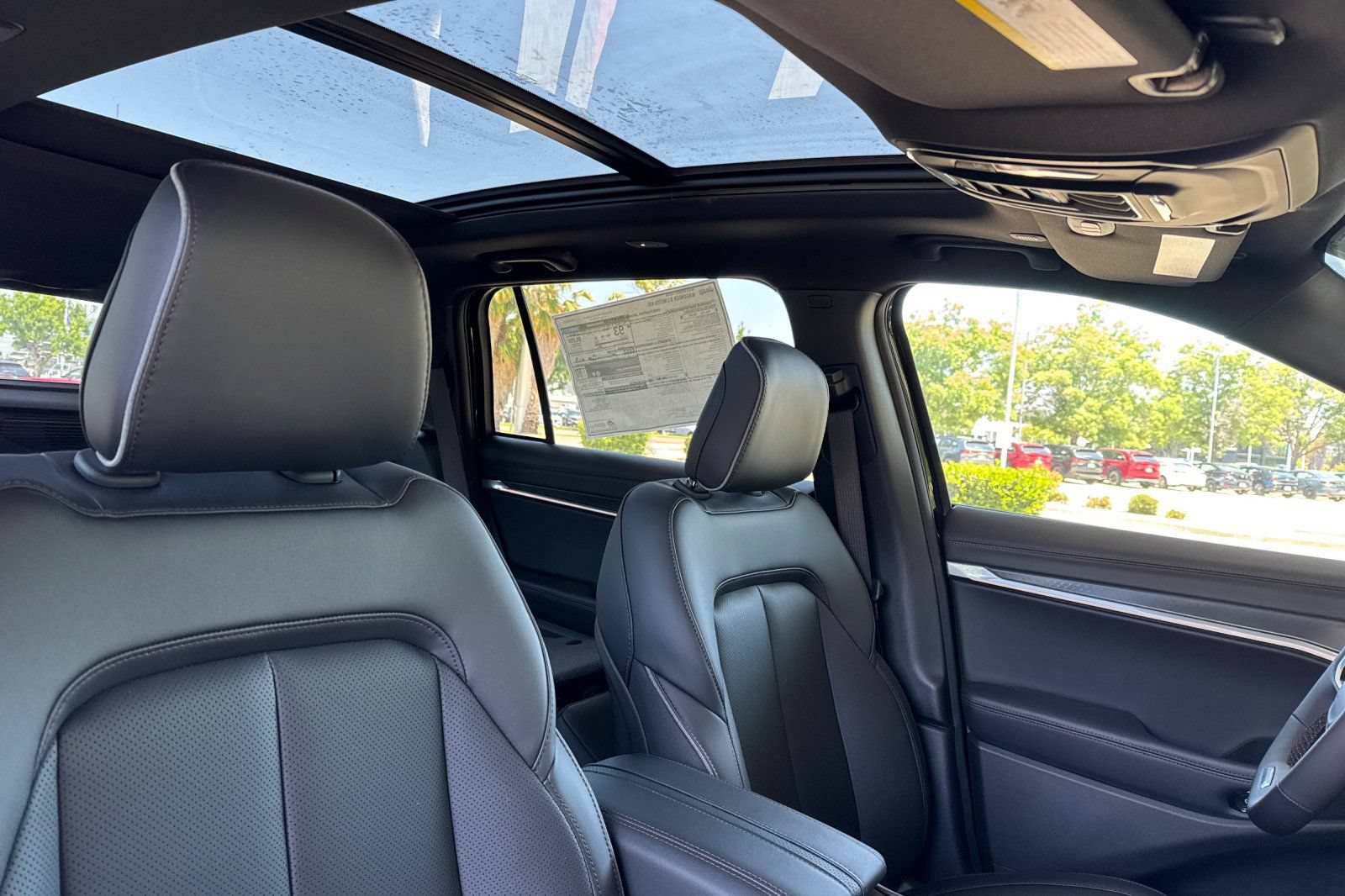 New 2025 Jeep Wagoneer S Limited AWD/4WD image 16