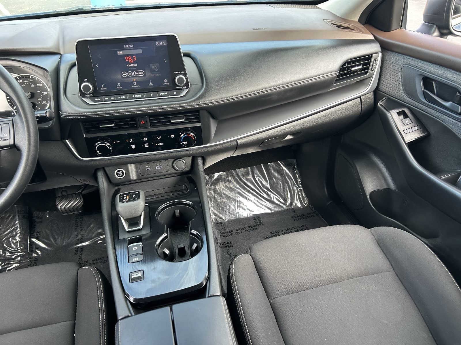 Used 2023 Nissan Rogue S FWD image 19