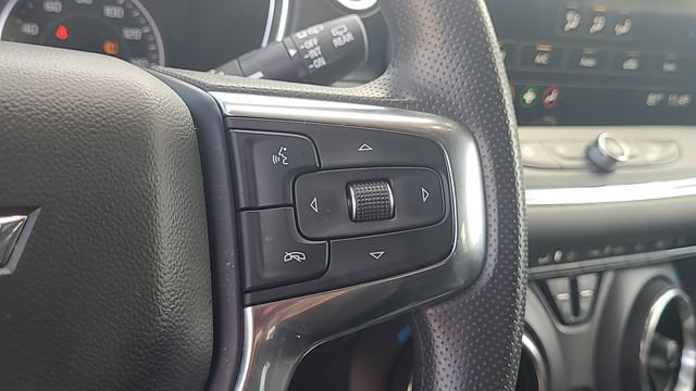 Used 2025 Chevrolet Blazer LT AWD/4WD image 21