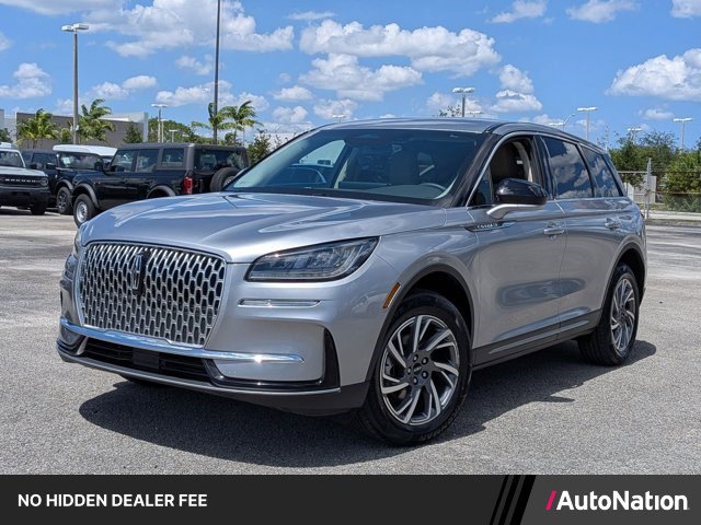 Used 2023 Lincoln Corsair FWD image 1
