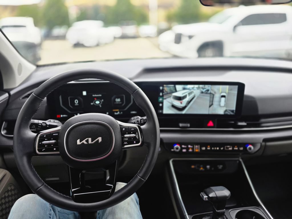 Certified 2026 Kia Carnival SX FWD image 27