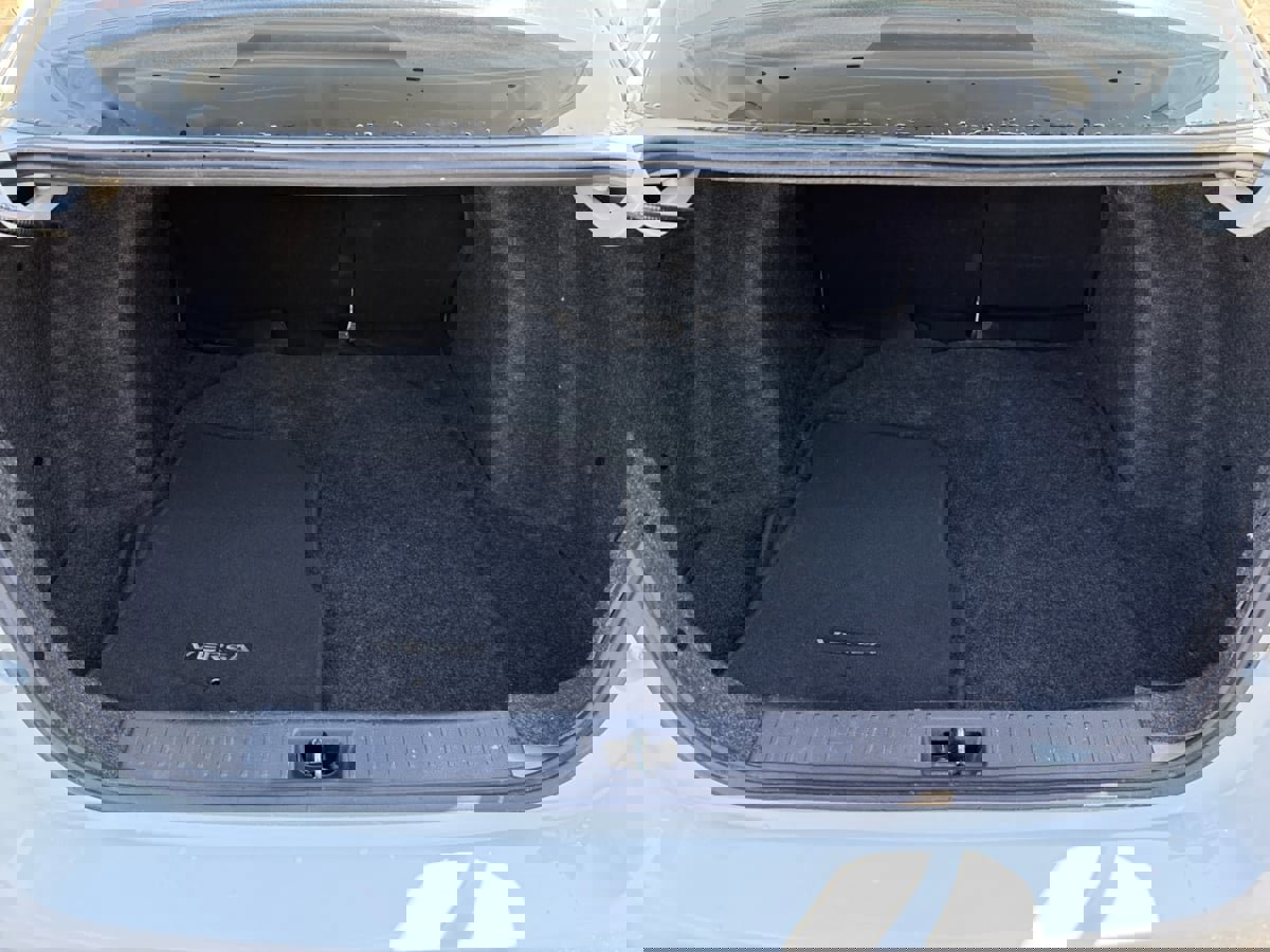 Used 2020 Nissan Versa SR image 19