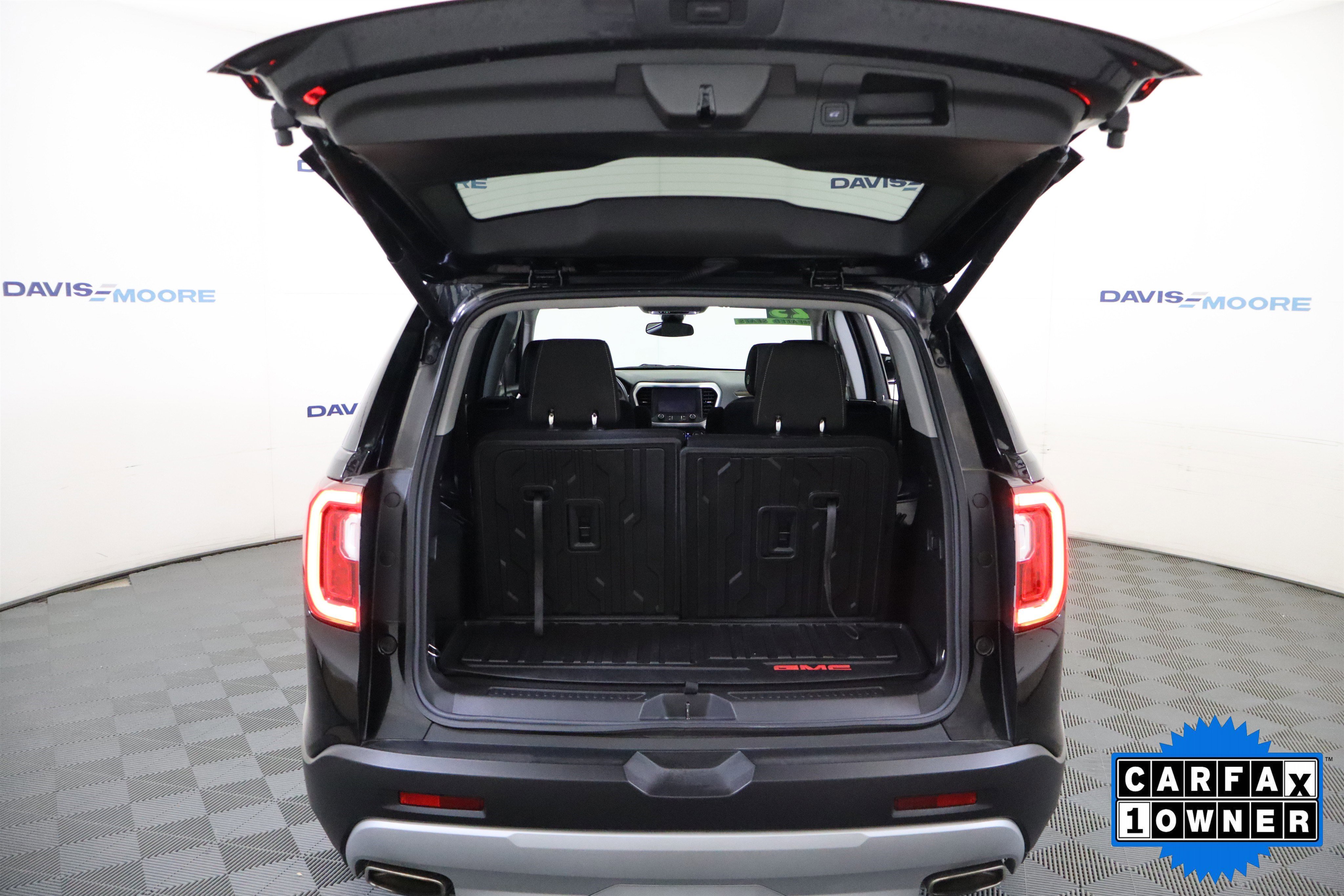 Used 2023 GMC Acadia SLE w/ Driver Convenience Package image 8